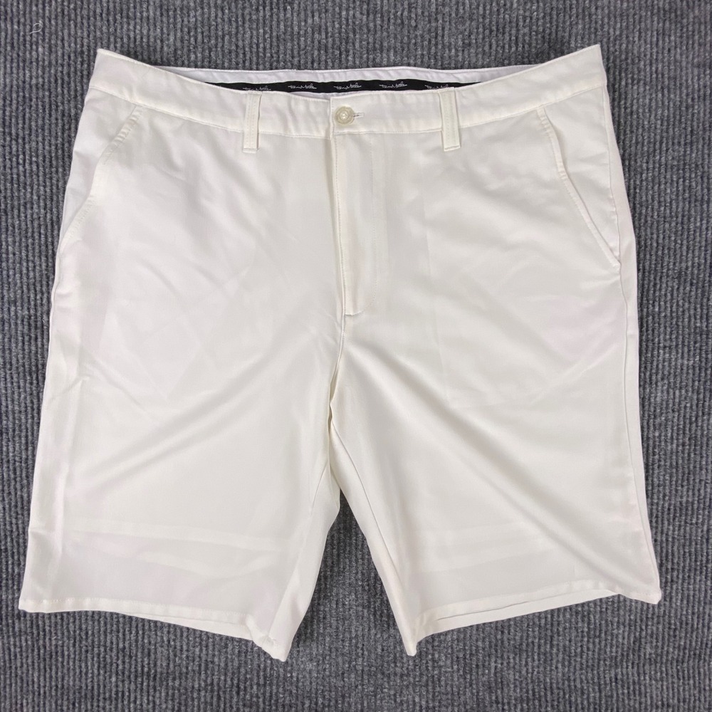 Travis Mathew Golf Shorts Mens 38 White Polyester Performance Preppy Sporty